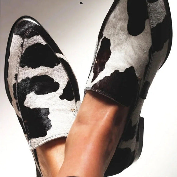 Chic Orthopedic Shoes with Unique Design