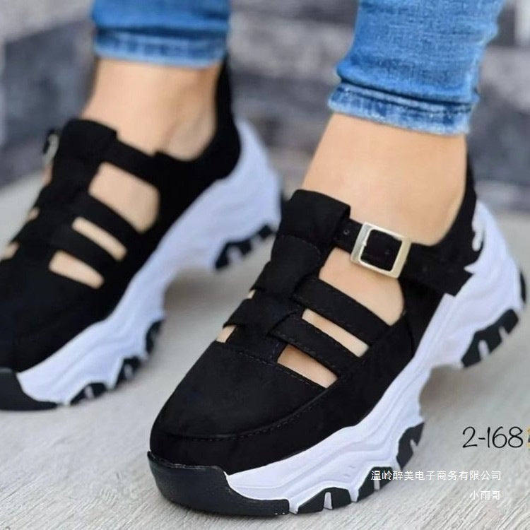 Graceful Orthopedic Sandals for Modern Look