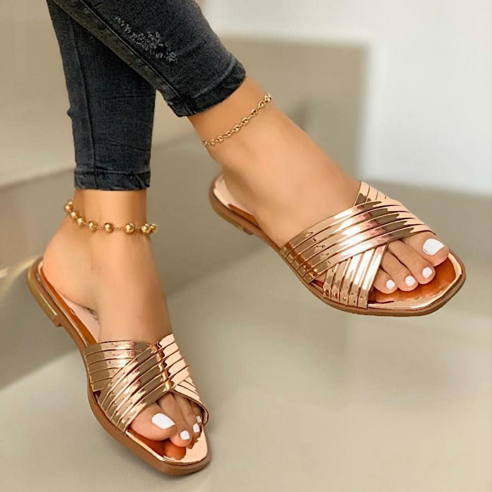 Graceful Orthopedic Sandals for Modern Look