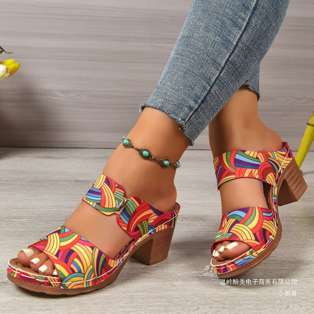 Chic Orthopedic Sandals with Unique Design