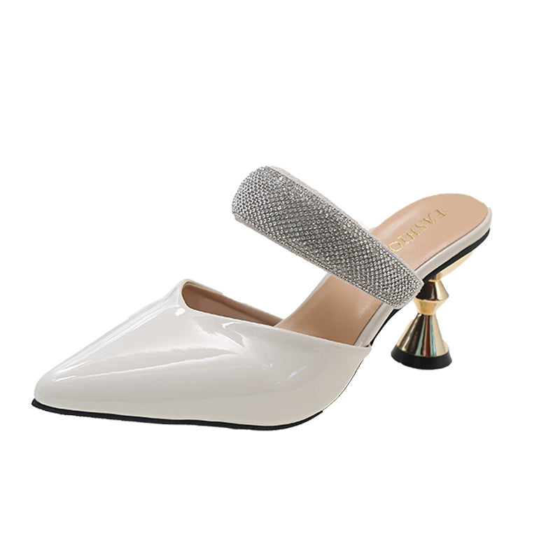 Graceful Orthopedic Sandals for Modern Look