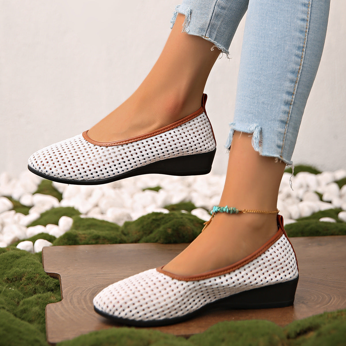 Graceful Orthopedic Shoes for Modern Look
