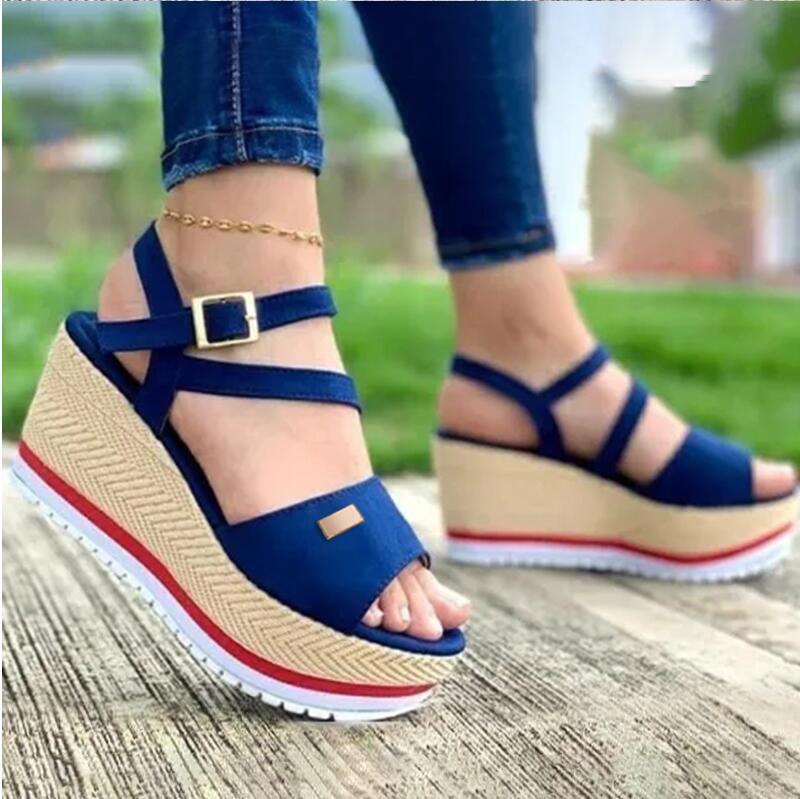Graceful Orthopedic Sandals for Modern Look