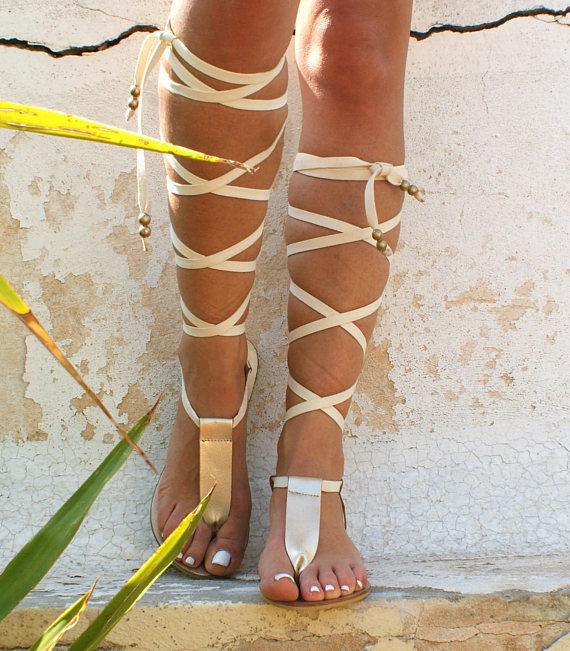 Graceful Orthopedic Sandals for Modern Look