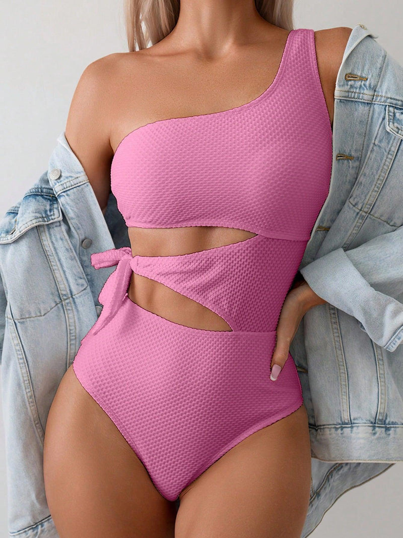 Beautifully Finished Top in a Timeless Design