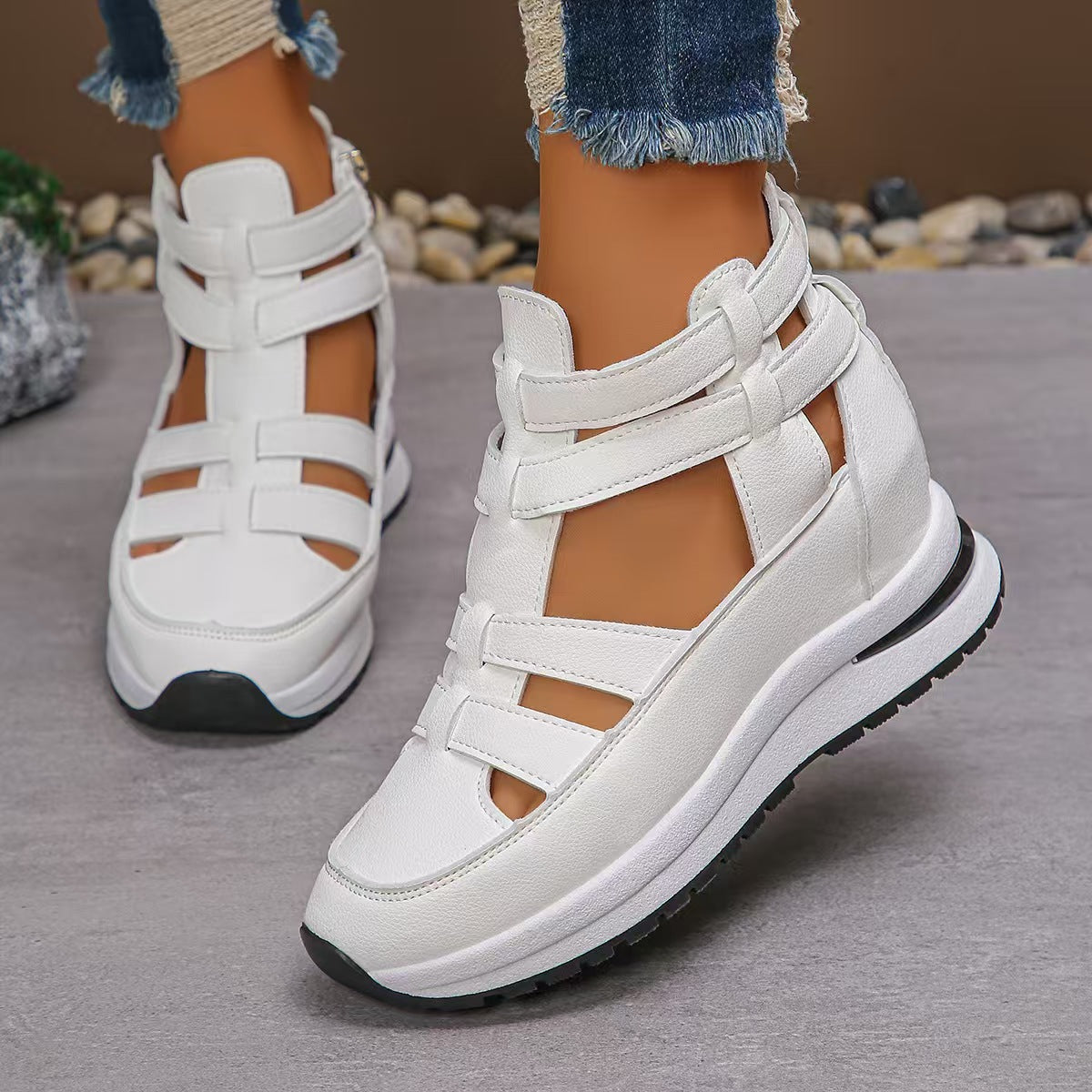 Classic Orthopedic Trainers with Timeless Style