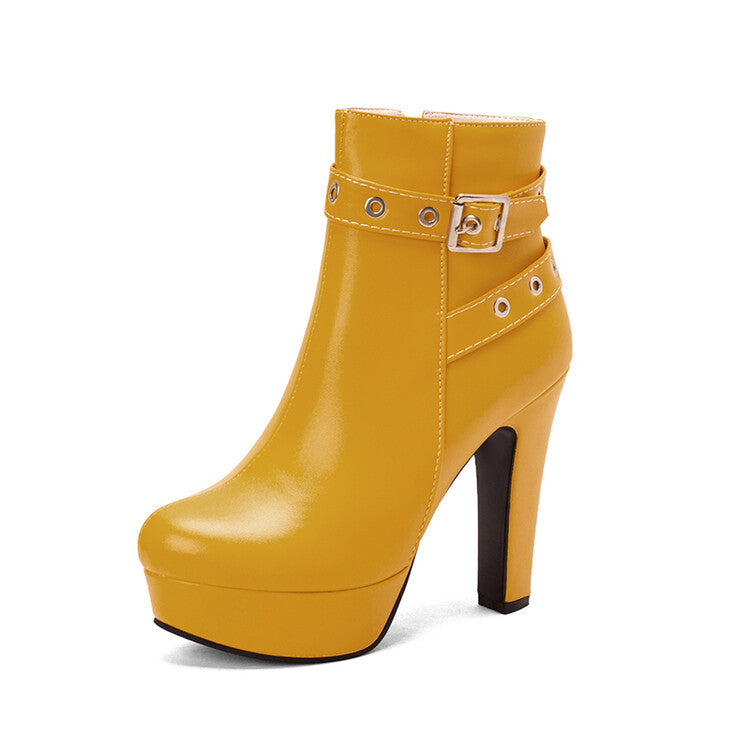 Graceful Orthopedic Boots for Modern Look
