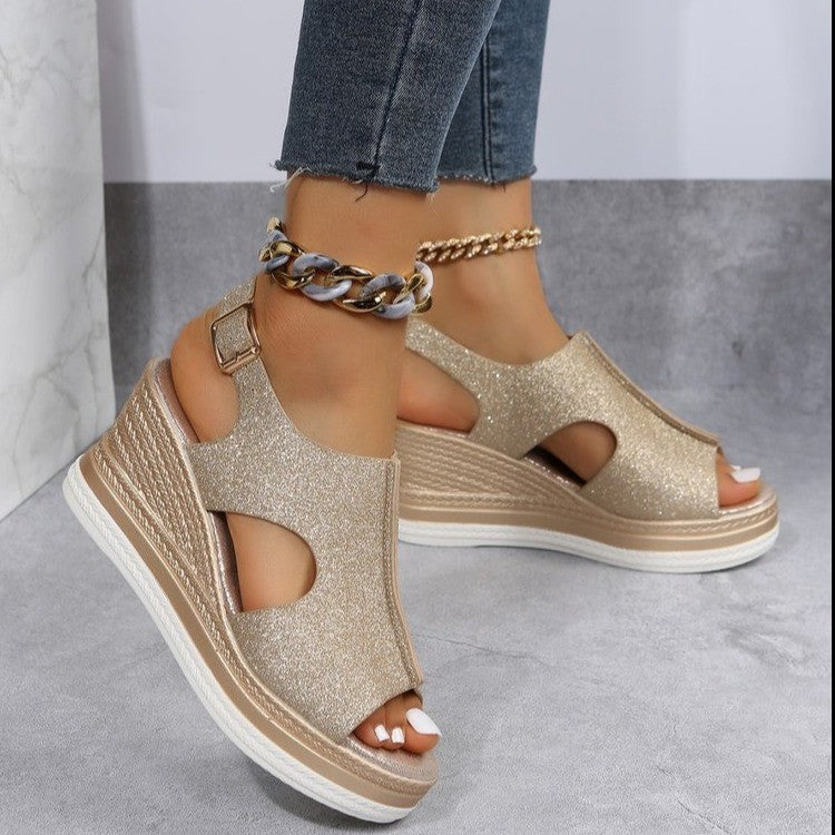Graceful Orthopedic Sandals for Modern Look