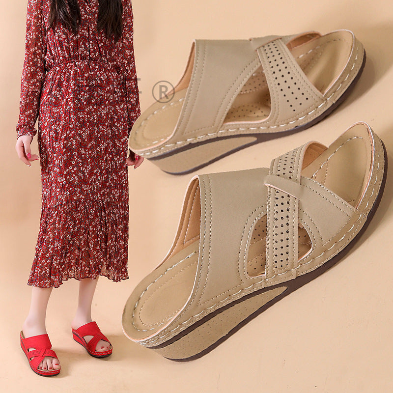 Graceful Orthopedic Sandals for Modern Look