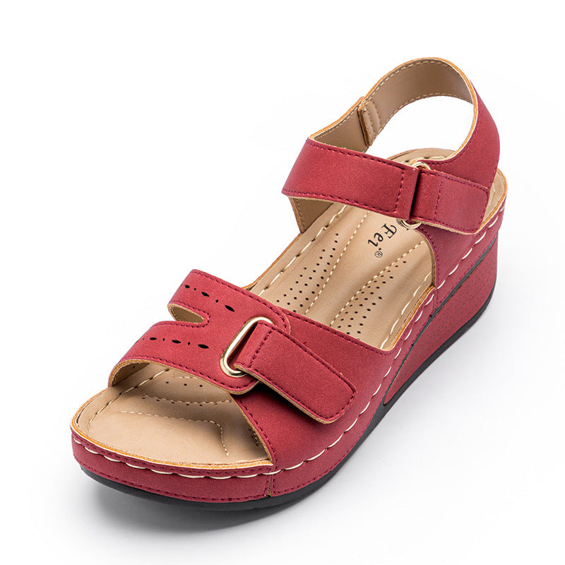 Chic Orthopedic Sandals with Unique Design