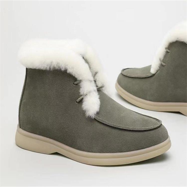 Graceful Orthopedic Boots for Modern Look