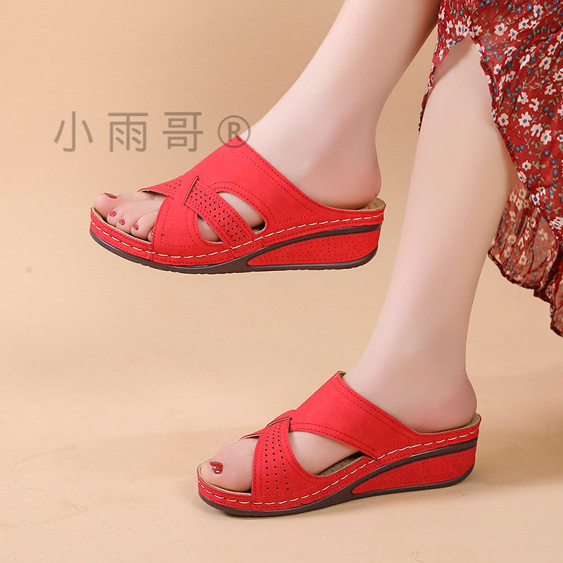 Graceful Orthopedic Sandals for Modern Look