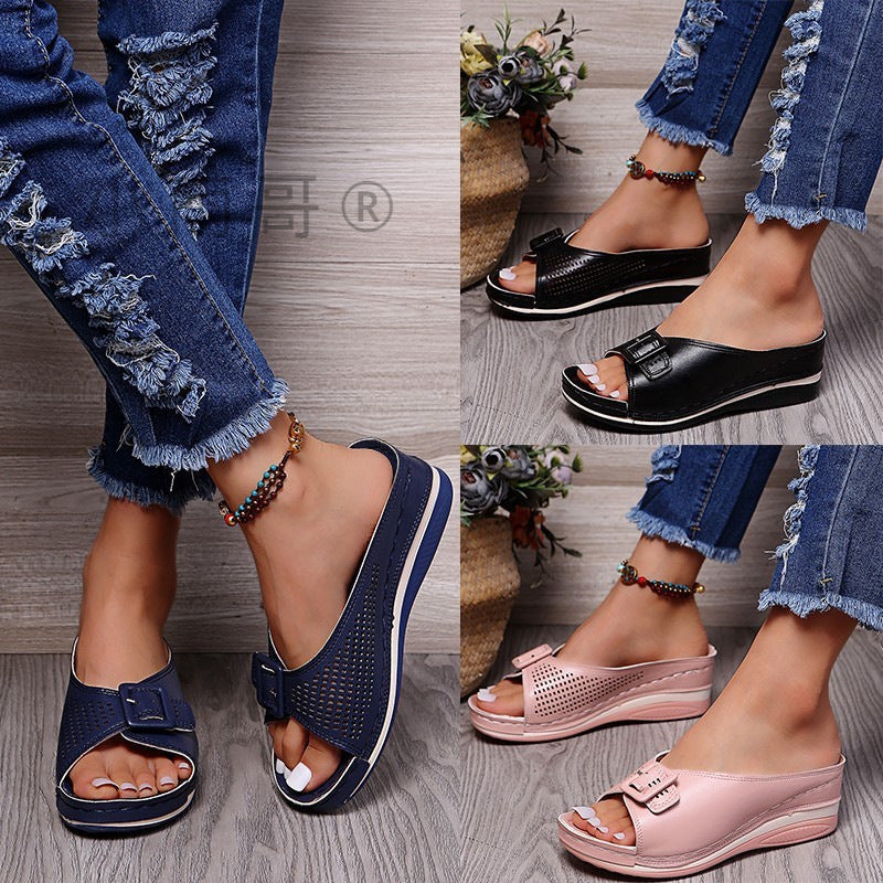 Graceful Orthopedic Sandals for Modern Look