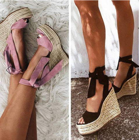 Graceful Orthopedic Sandals for Modern Look