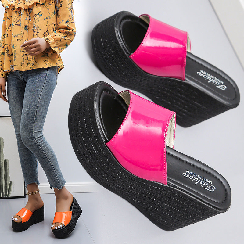 Chic Orthopedic Sandals with Unique Design