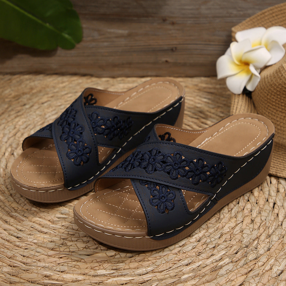 Chic Orthopedic Sandals with Unique Design