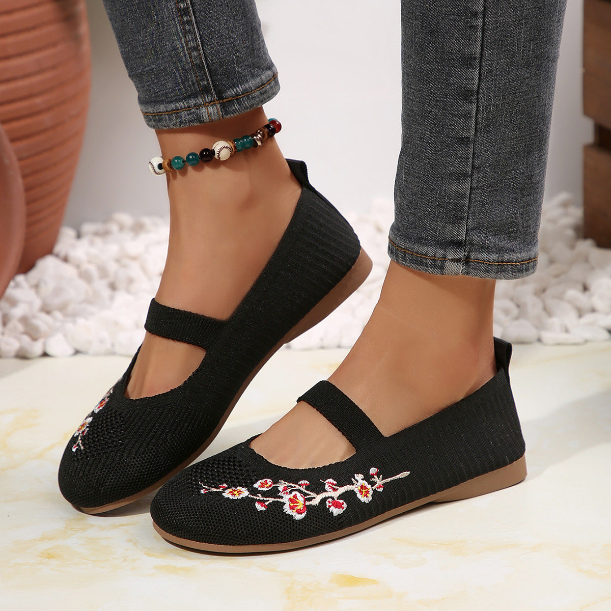 Chic Orthopedic Shoes with Unique Design