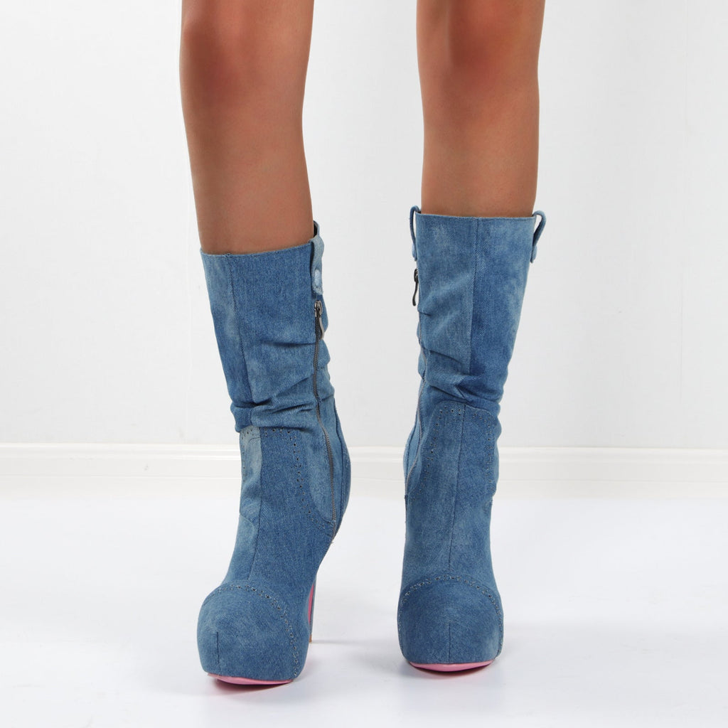 Graceful Orthopedic Boots for Modern Look