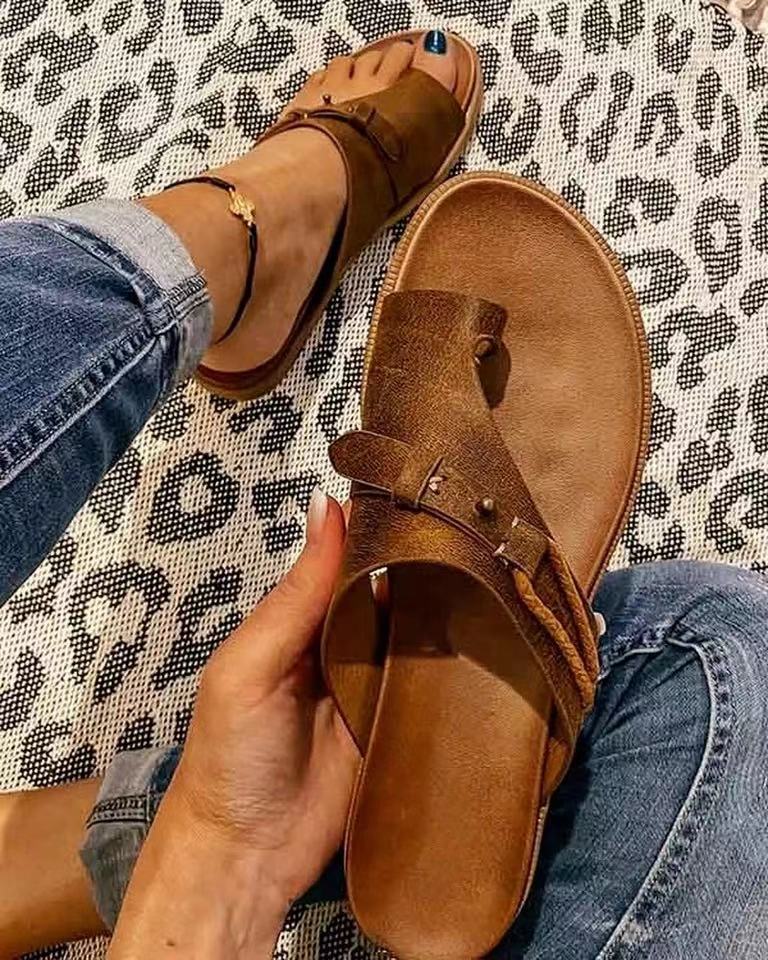 Graceful Orthopedic Sandals for Modern Look