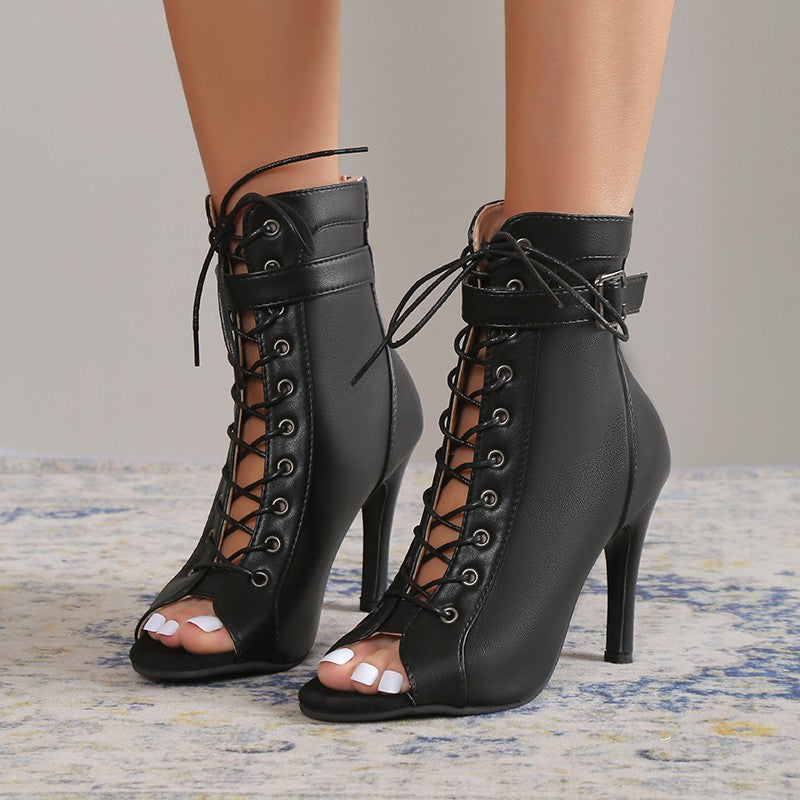 Chic Orthopedic Sandals with Unique Design