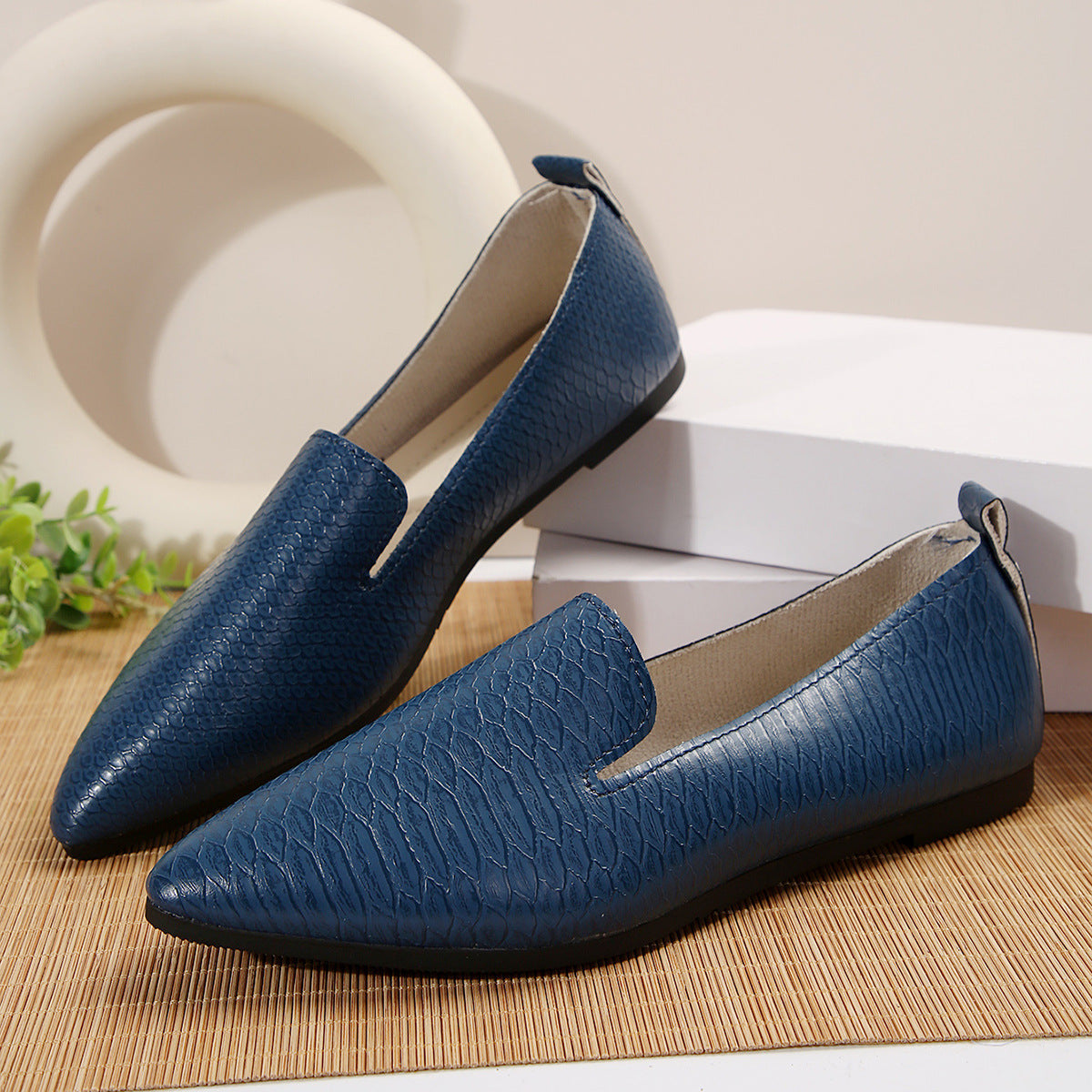Chic Orthopedic Shoes with Unique Design