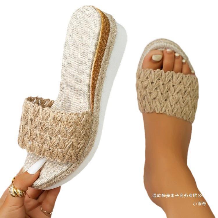 Chic Orthopedic Sandals with Unique Design