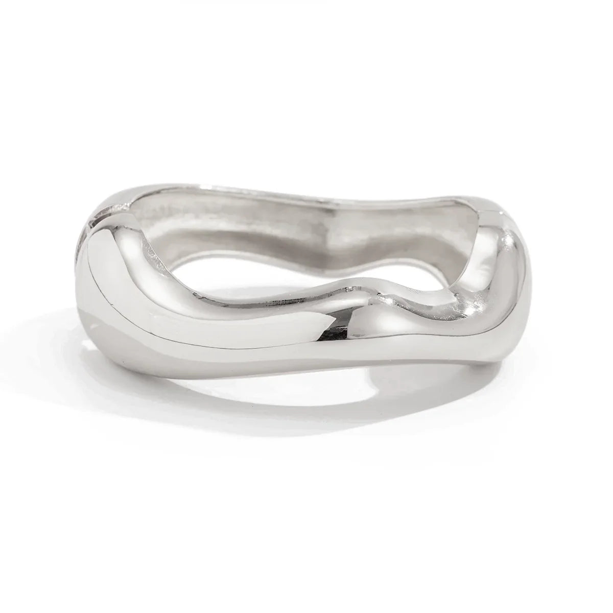 Tyleigh Wave Waterdrop Bangle