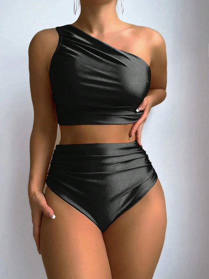 Finely Styled Top With a Classic Look