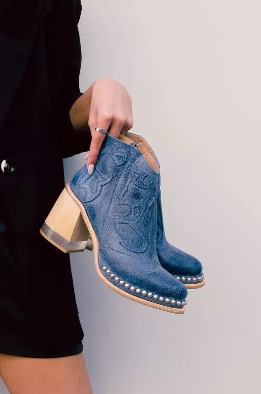 Classic Orthopedic Boots with Timeless Style