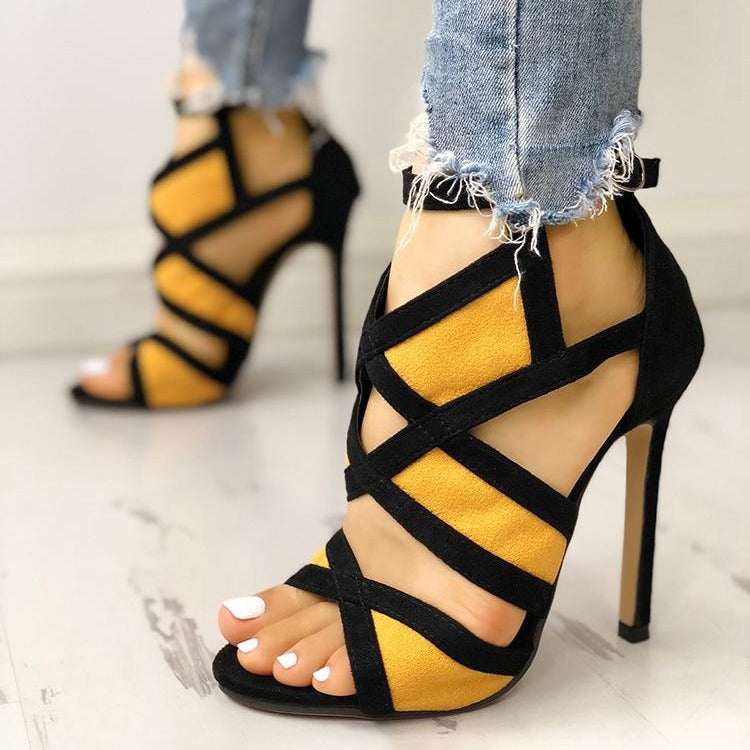 Graceful Orthopedic Sandals for Modern Look