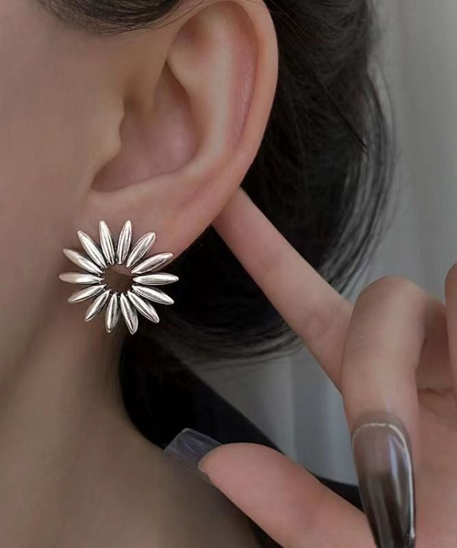 Regular White Sterling Silver Stud Earrings