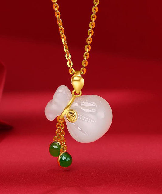 Retro White Sterling Silver Inlaid Jade Graphic Pendant Necklace Tw1043