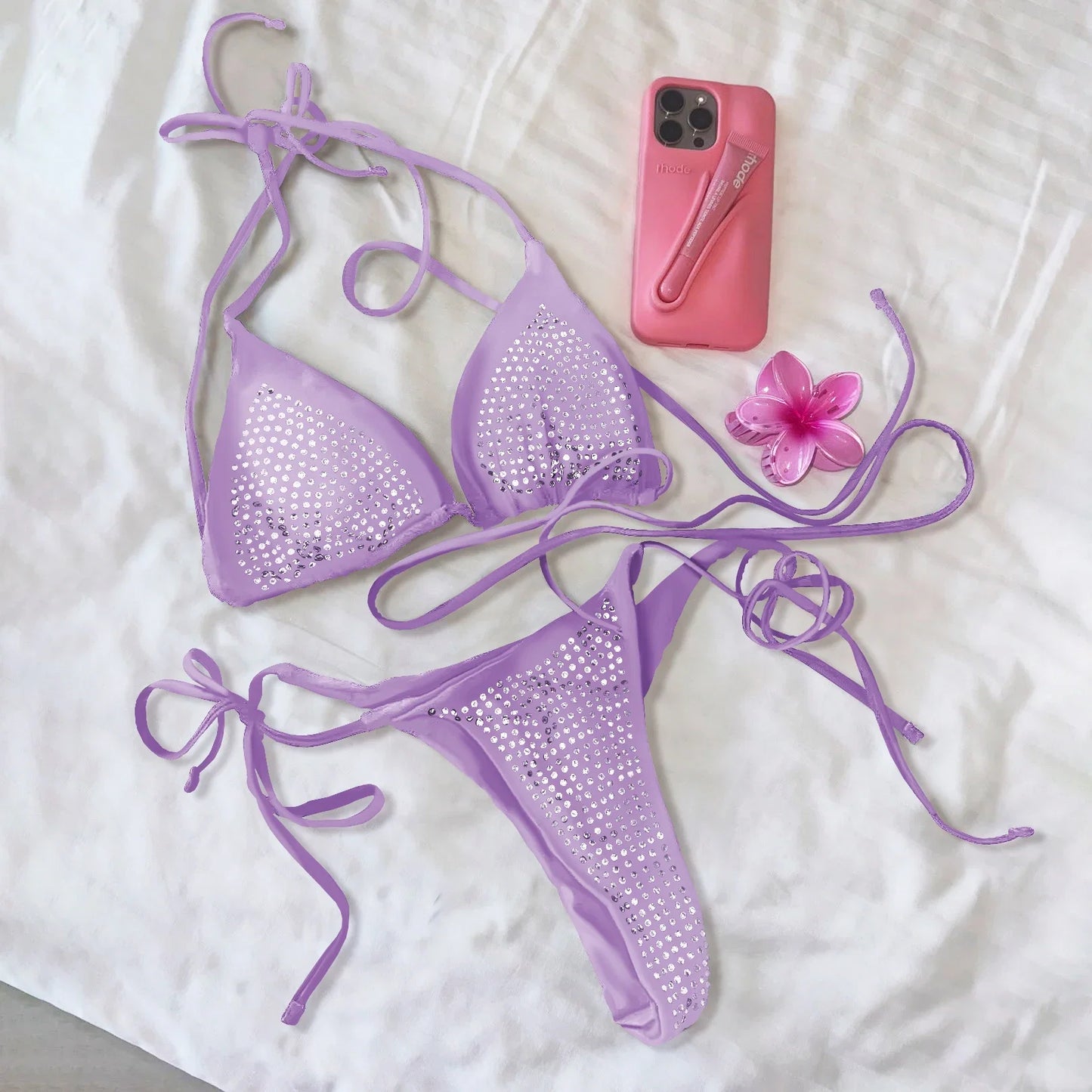 Beautifully Finished Bikini in a Timeless Design
