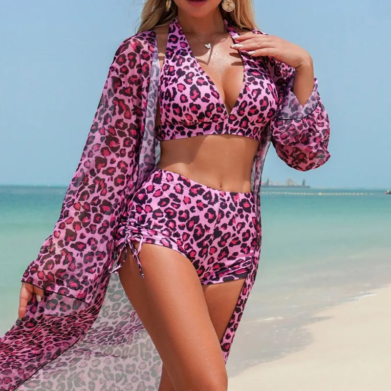 Effortlessly Bathing Suit With a Timeless Design