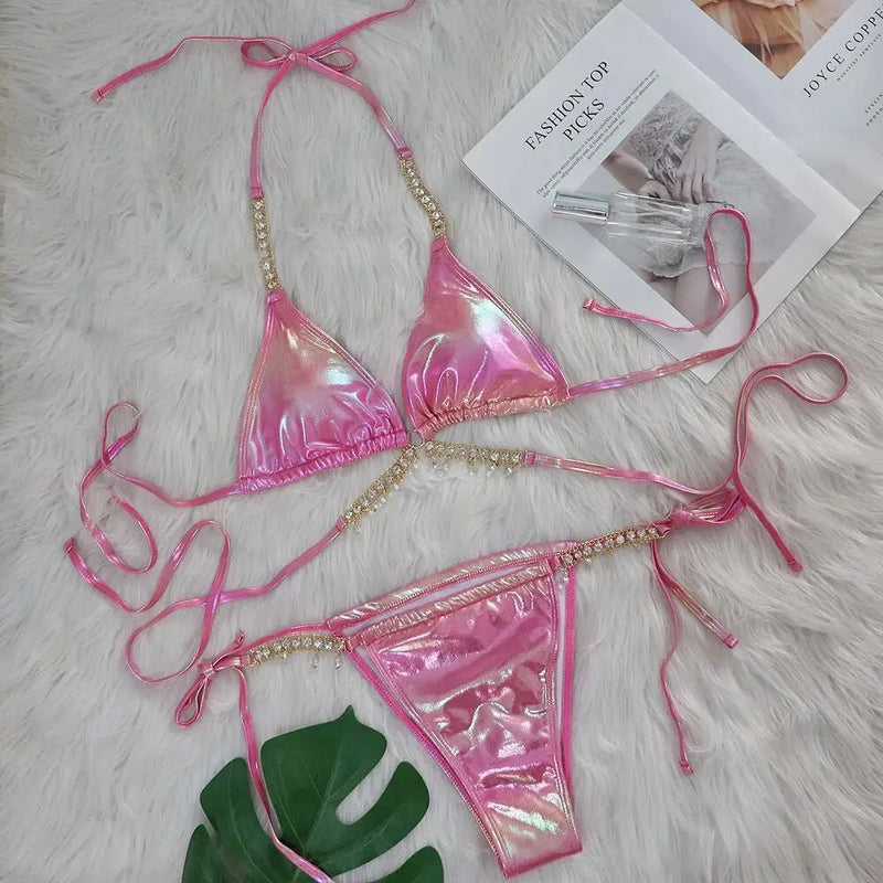 Effortlessly Bathing Suit With a Timeless Design