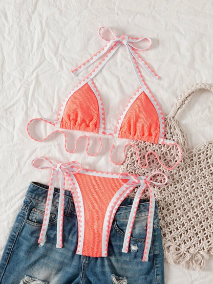 Casually Bikini With a Refined Edge