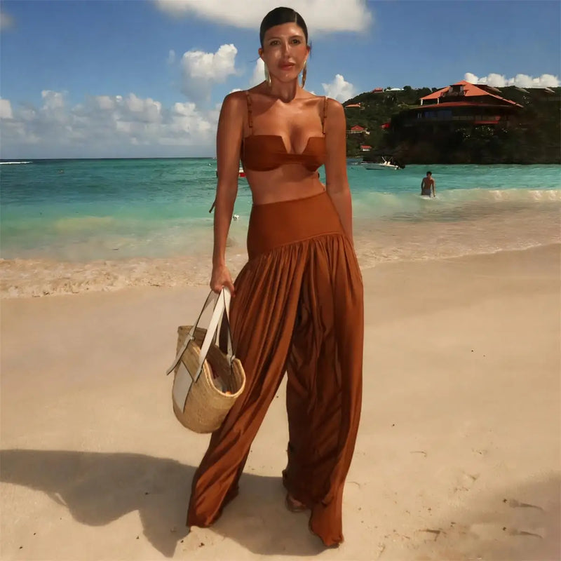 Effortlessly Bathing Suit With a Timeless Design
