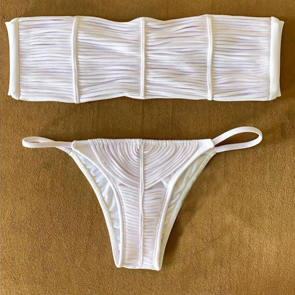 Casually Bikini With a Refined Edge