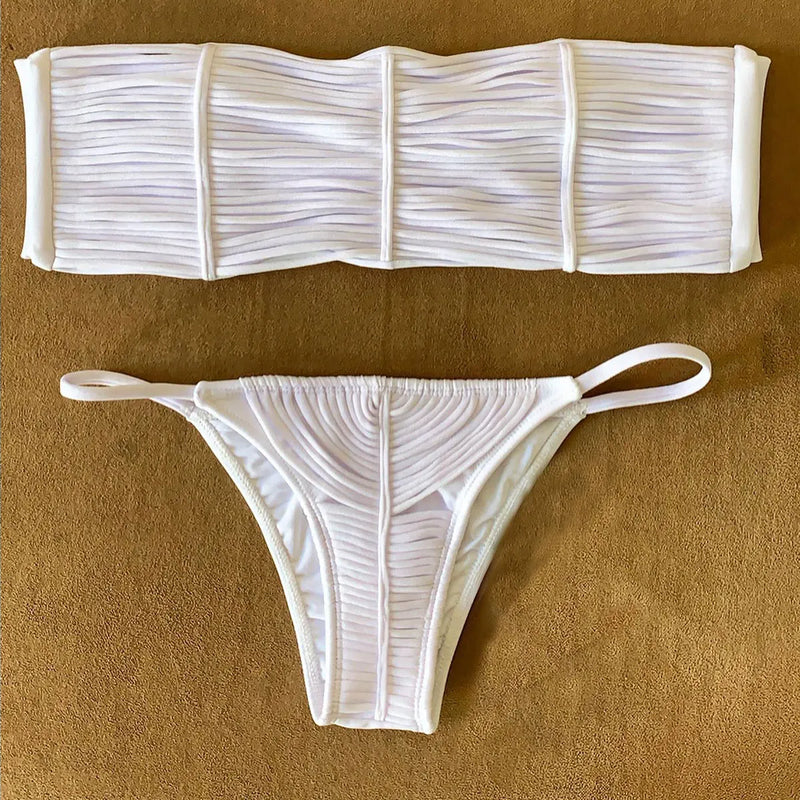 Casually Bikini With a Refined Edge