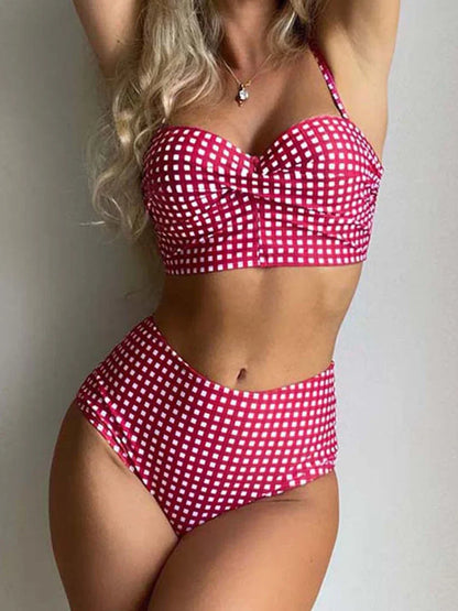 Casually Bathing Suit With a Refined Edge
