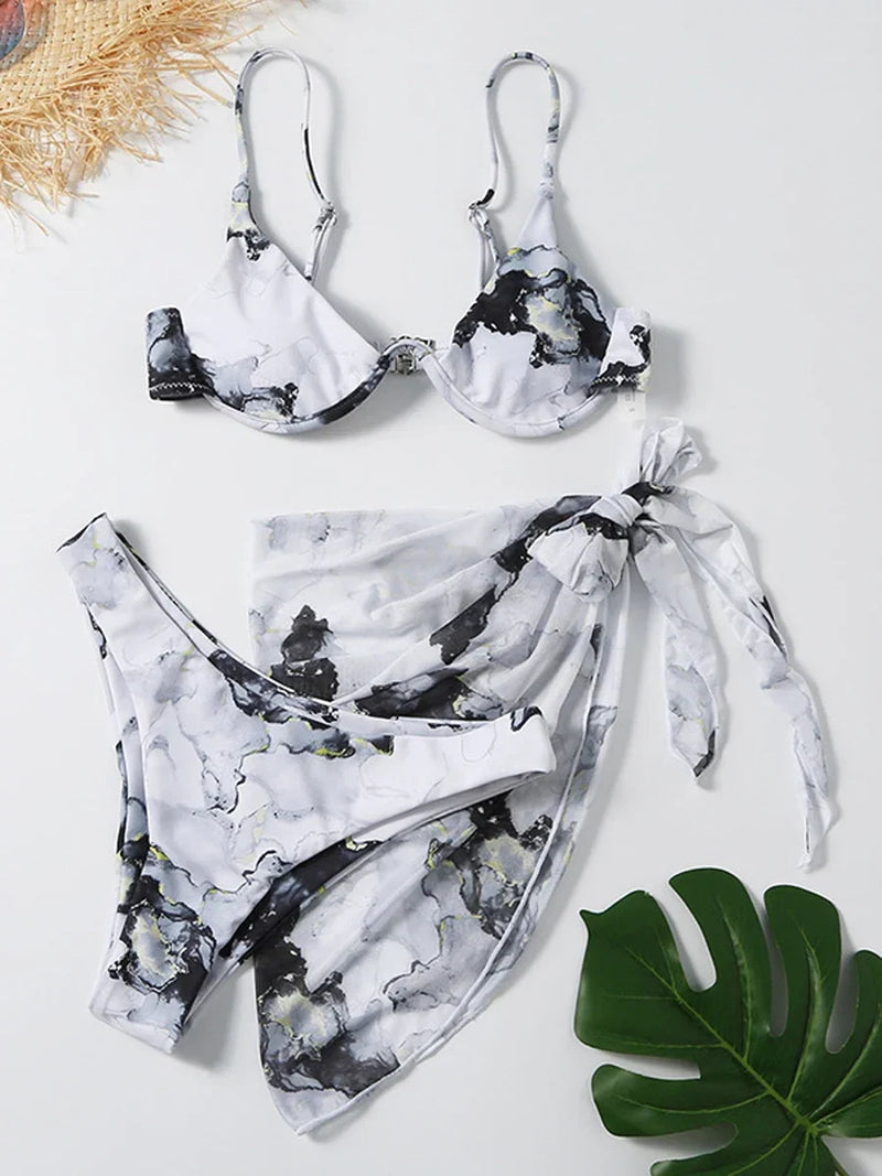 Beautifully Finished Bikini in a Timeless Design