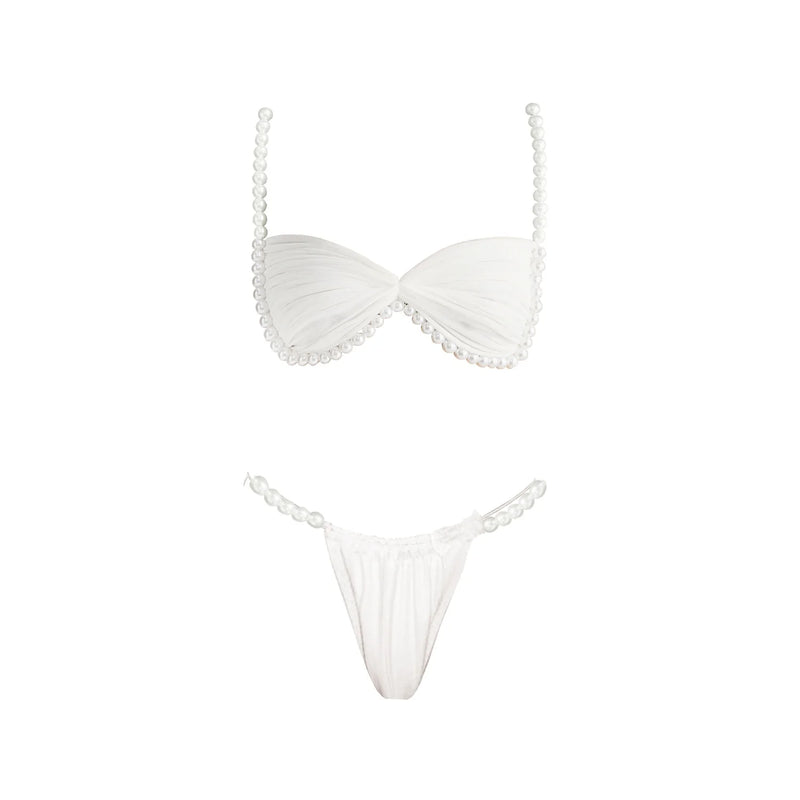 Casually Bikini With a Refined Edge