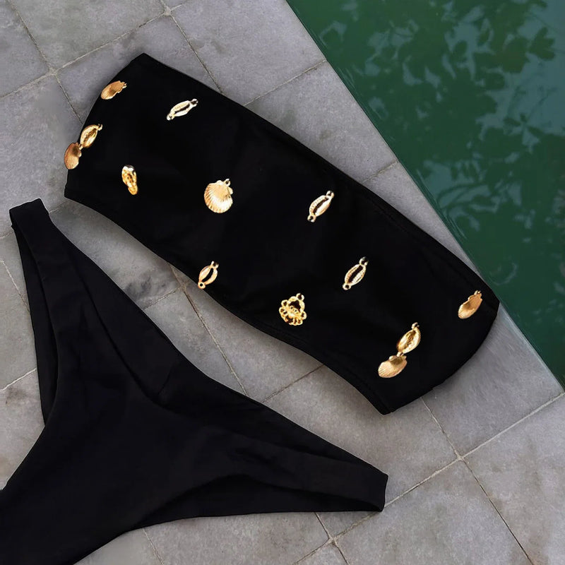 Beautifully Finished Bikini in a Timeless Design