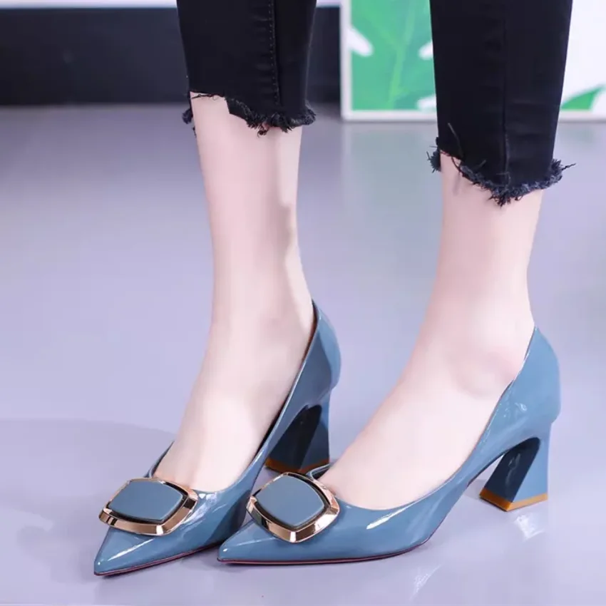 Tailored and Comfortable Orthopedic Heels