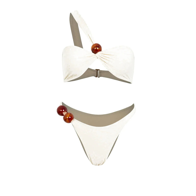 Effortlessly Bikini With a Timeless Design