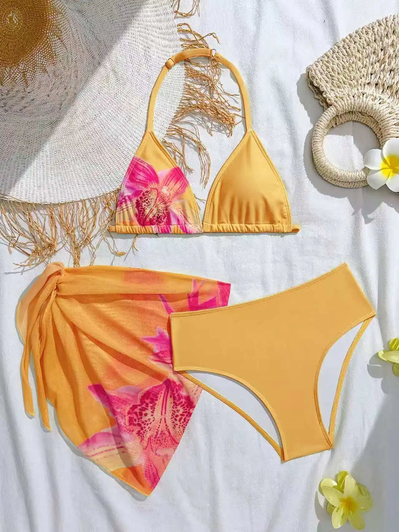 Casually Bikini With a Refined Edge