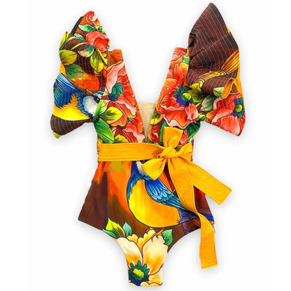 Effortlessly Monokini With a Timeless Design