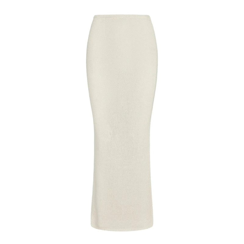 Effortlessly Bathing Suit With a Timeless Design
