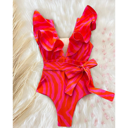Effortlessly Bathing Suit With a Timeless Design