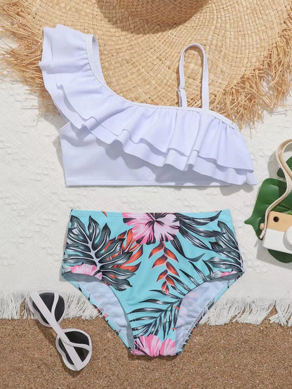 Sophisticated Bikini With a Clean Classic Look